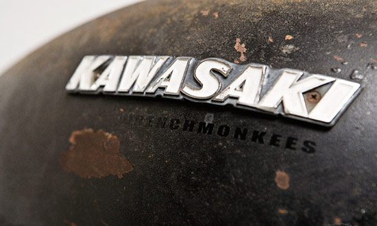 Kawasaki phong cach Tracker - 2
