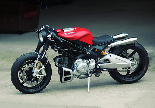 Ducati Monster 1100 la lam - 2