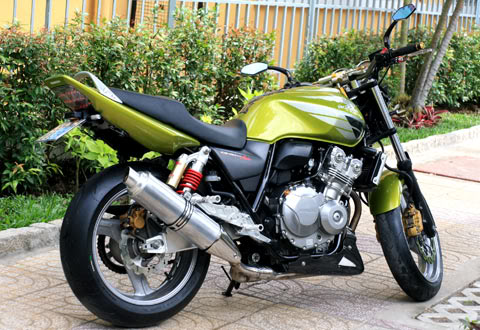 Cam nhan Honda CB400 - 3