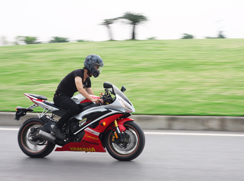 Yamaha R6 Ngua hoang kho cam cuong - 2