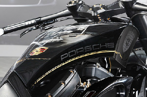Moto do phong cach Porsche - 10