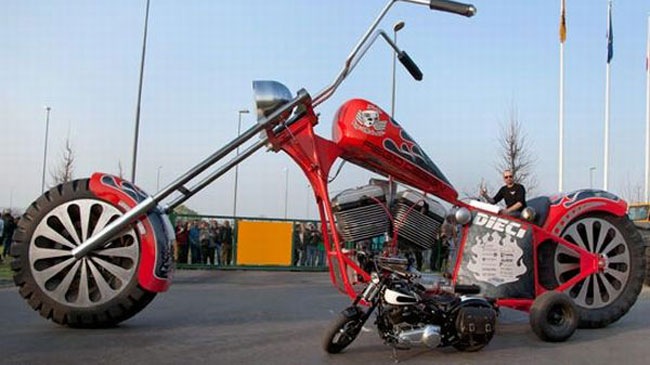 Regio Design XXL Chopper Moto lon nhat the gioi