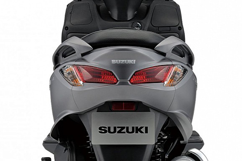 Suzuki Burgman 2014 doi thu Honda PCX - 7