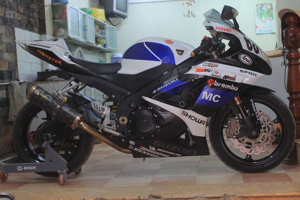 GSXR 1000cc 2007 va vai mon do choi - 14