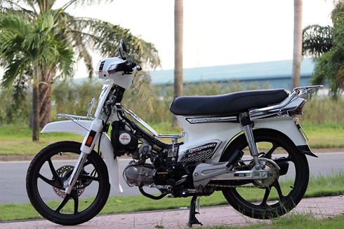 Honda Dream do pha cach cua chang trai Viet - 4
