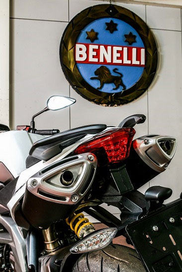 Benelli gioi thieu moto BN 600R moi - 12