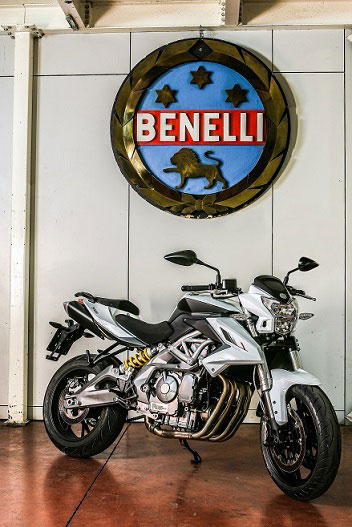 Benelli gioi thieu moto BN 600R moi - 10