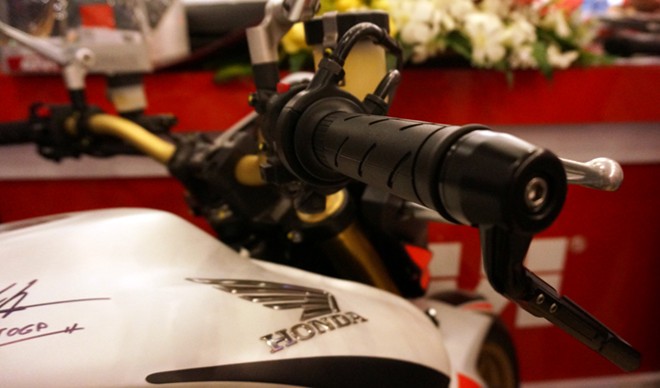 Honda CB1000R 2013 phien ban LCR duy nhat den Sai Gon - 3