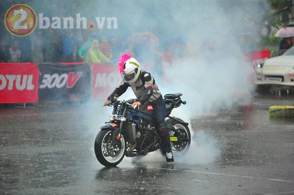 Chum anh bieu dien Stunt 2010 cua Viet Nam phan 1 - 4