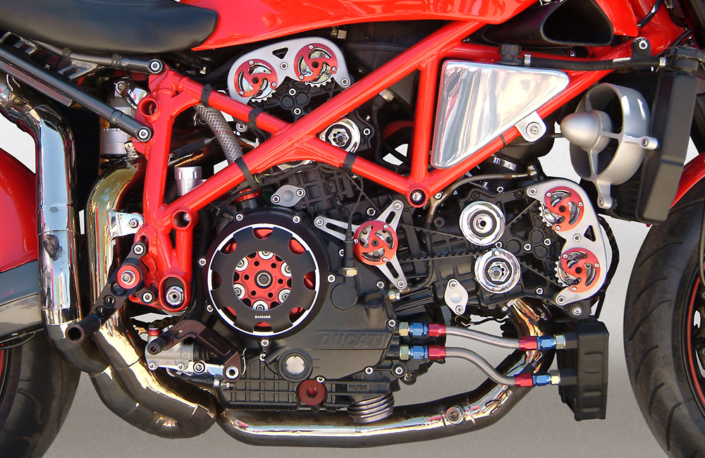 Cach sua chua xe Ducati day P1 - 6