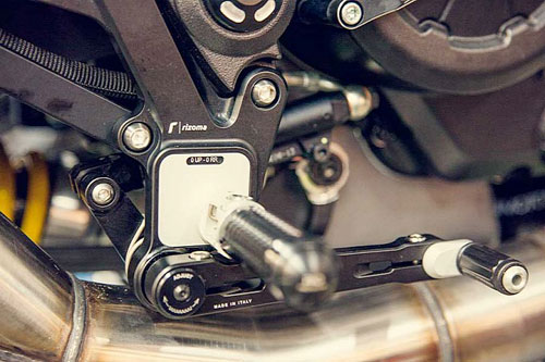 Ducati Diavel KH9 Moto do phong cach ngoai hanh tinh - 3