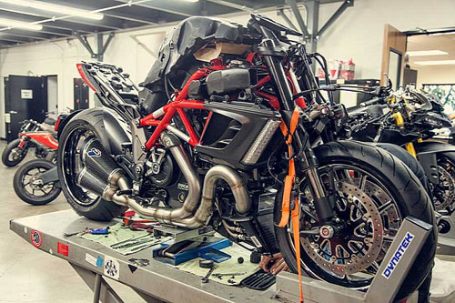 Ducati Diavel KH9 Moto do phong cach ngoai hanh tinh - 5