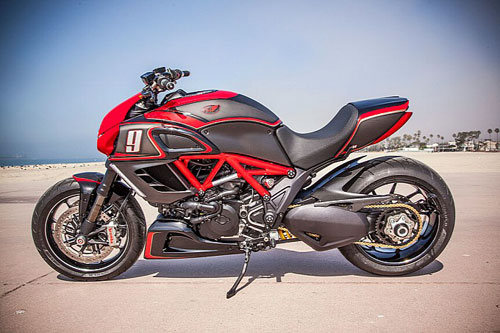 Ducati Diavel KH9 Moto do phong cach ngoai hanh tinh - 9