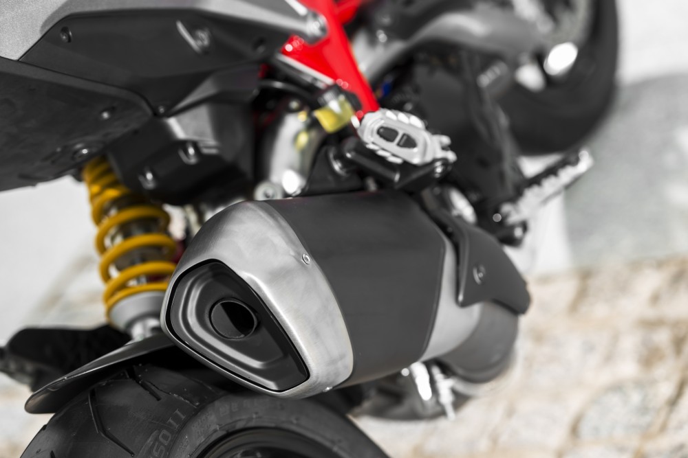 Ducati Hypermotard 2014 Con Quai Thu Duong Pho - 3