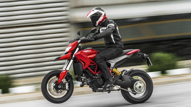 Ducati Hypermotard 2014 Xung danh Ong vua duong pho