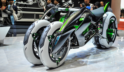 Kawasaki Concept J Xe dien 4 banh doc dao