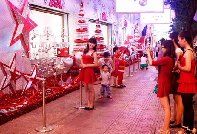 Cung ngam nguoi Sai Gon di choi noel som - 20