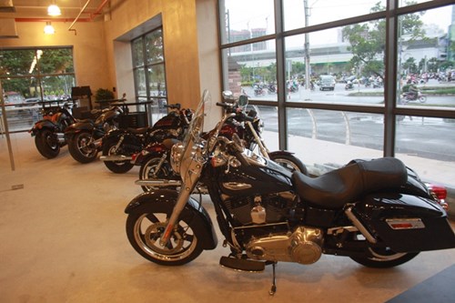 Dan moto Harley Davidson model 2014 khoe dang o Sai Gon - 2