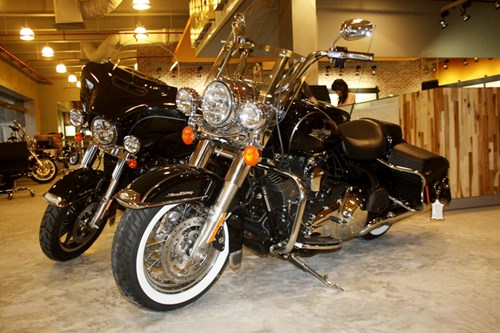 Dan moto Harley Davidson model 2014 khoe dang o Sai Gon - 4