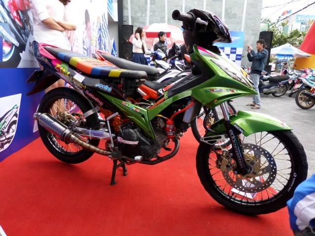 Hoi thi trang tri xe dep Yamaha 2013 tai Da Nang - 22