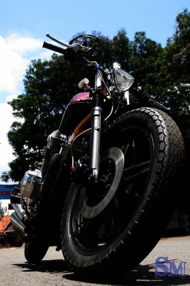 Honda CB750F do phong cach manh me tai Sai Gon - 6