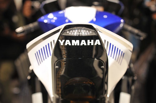 Lo anh Yamaha R25 phien ban san xuat - 9