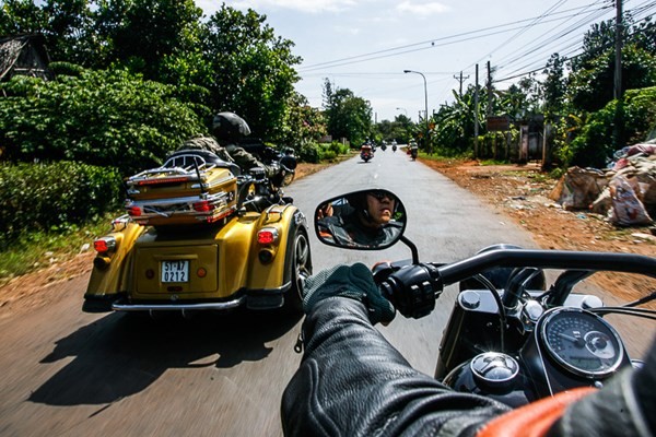 Ngam dan xe khung cua CLB Saigon HOG Harley Owners group dieu hanh tai Ho Tram - 9