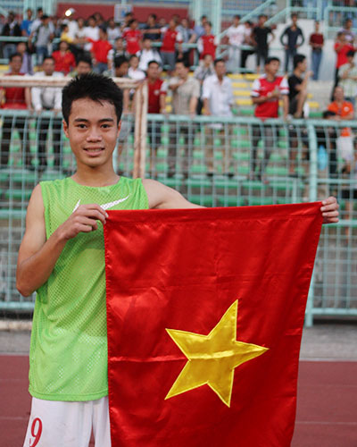 U19 Viet Nam mung ve du vong chung ket - 5