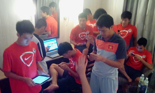 U19 Viet Nam tim cach doi pho voi Internet dat do o Malaysia