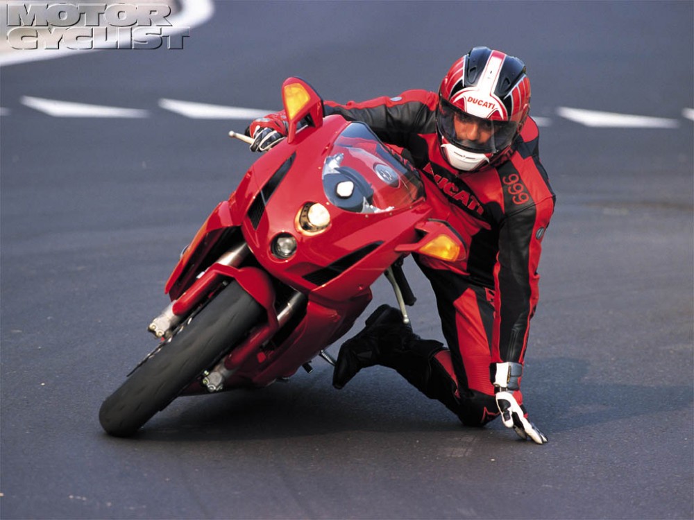 Ducati 999 Suc Manh Tu Thuo Khai Sinh - 3