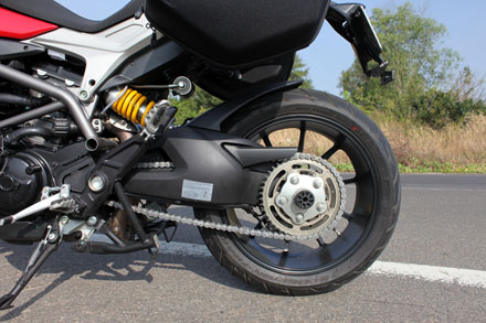 Ducati Hypertrada danh rieng cho thi truong chau A - 6