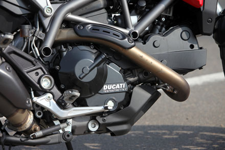 Ducati Hypertrada danh rieng cho thi truong chau A - 11