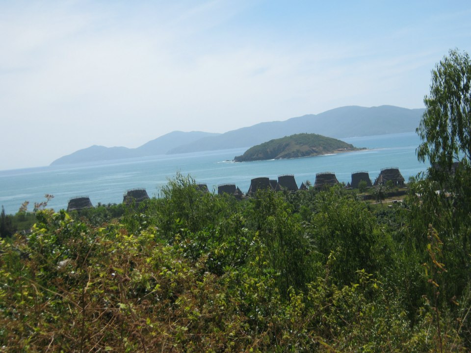 Ra mat dau xuan Sai Gon KonTum Nha Trang - 24