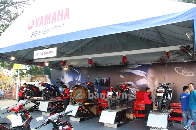 Thanh vien 2banhvn tham du cuoc thi thiet ke phong cach xe cua Yamaha - 5