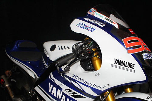 Xe dua M1 cua Yamaha ra mat 2014 - 3