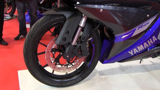 Hang xe Nhat Yamaha trinh lang sportbike YZFR125 2014 - 5