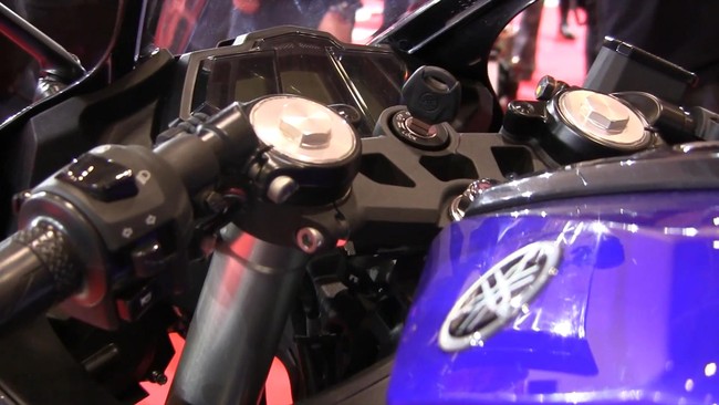 Hang xe Nhat Yamaha trinh lang sportbike YZFR125 2014 - 7