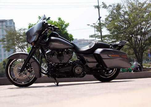 Harley Davidson Street Glide 2014 do cuc doc o Vung Tau - 4