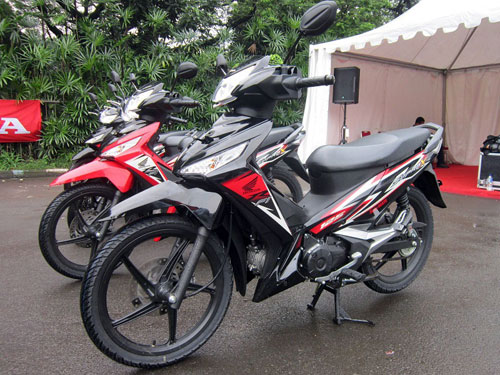 Indonesia ra mat Honda Supra X 125 FI - 3