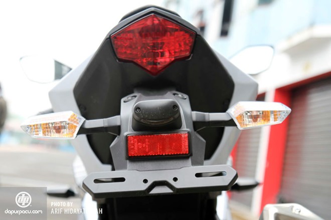Kawasaki gioi thieu sportbike Ninja RR Mono 250cc - 11