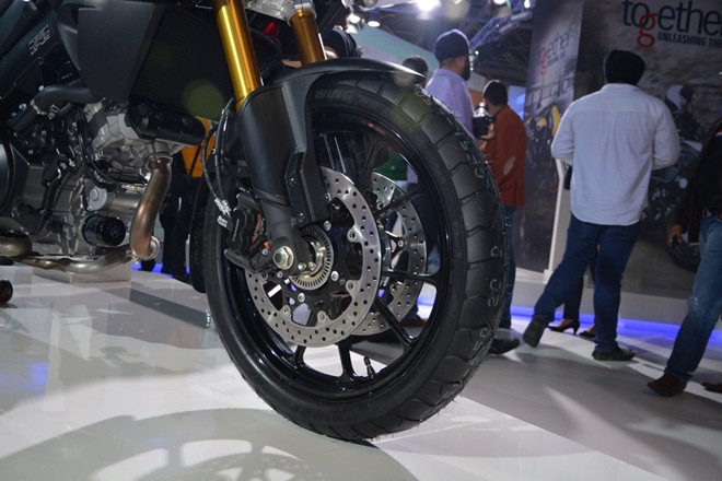 Suzuki gioi thieu V Strom 1000 tai Auto Expo 2014 - 9