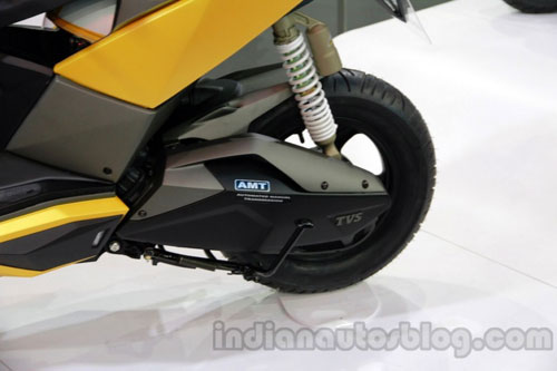 TVS Graphite concept Scooter phong cach may bay tang hinh - 9