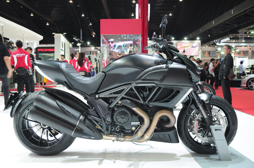 Ducati Diavel Dark 2014 Bi an den tu bong dem - 5