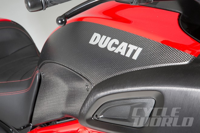 Ducati Diavel heated Grips