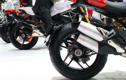 Ducati Monster 1200 Sap duoc ban tai Chau A - 9