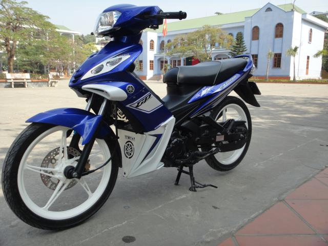 Exciter 2015 phien ban Fi dung tich 150cc - 2