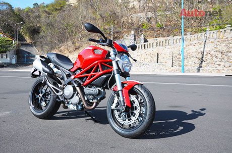Lai thu Ducati Monster 796 ABS tai Vung Tau - 7