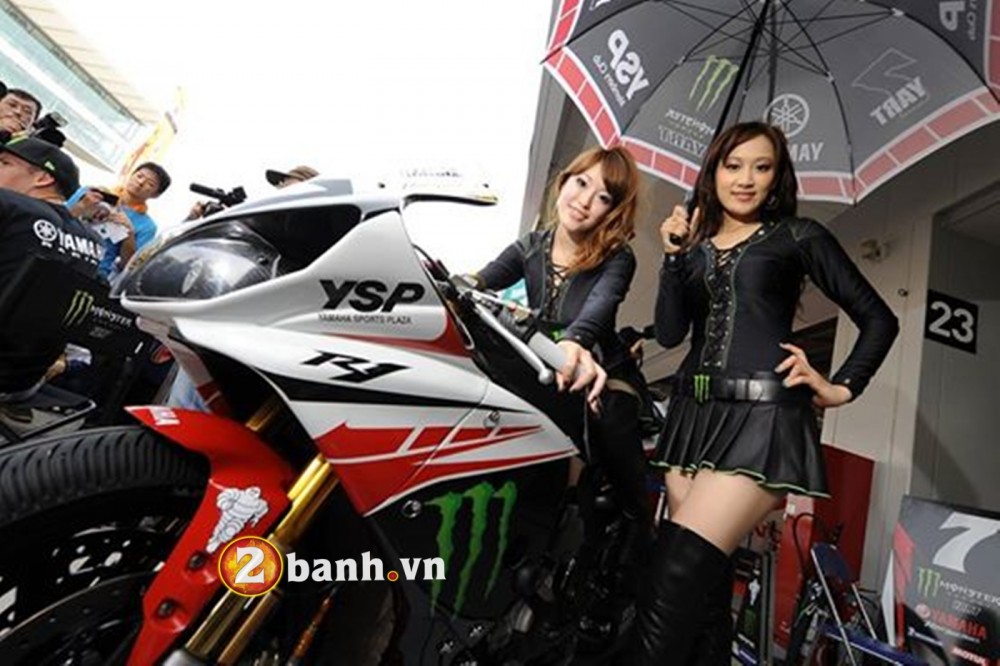 Sexy girl motorbike hanh phuc - 3