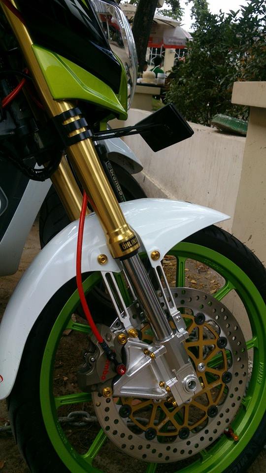 Satria F150 Raider trang xam xanh do khung - 3