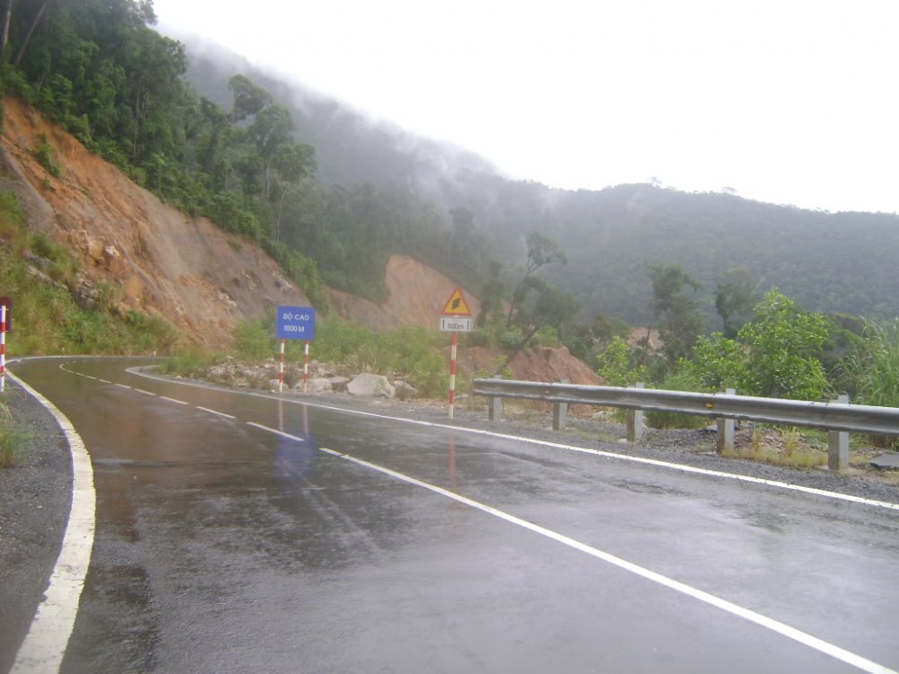 Tour Sai Gon Nha Trang Da Lat chinh phuc deo Omega - 10